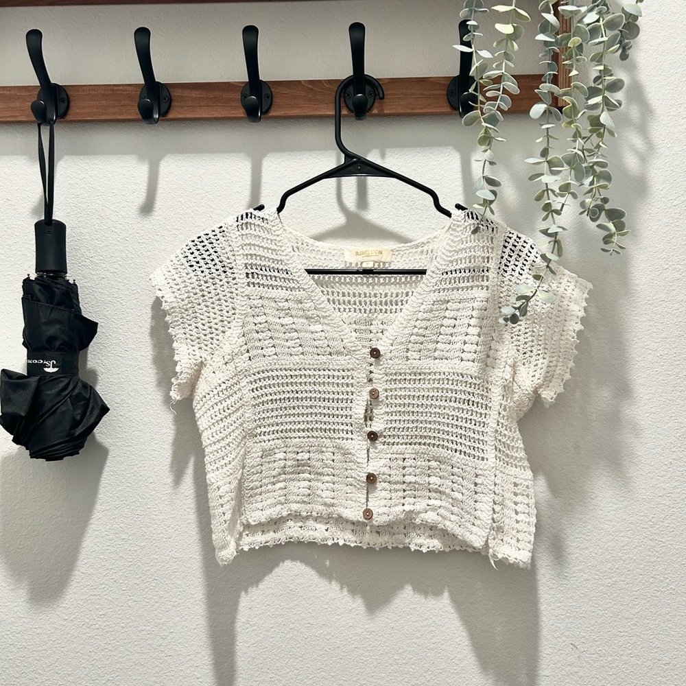 Rebellion Women’s Crochet Top M